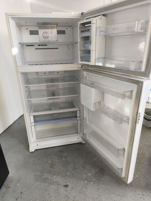 Combina frigorifica Beko Whirlpool LG Artic