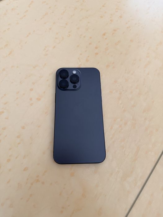 iPhone 15 Pro Max 256Gb - В отличном состоянии