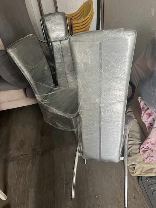 Продам стулья для кухни