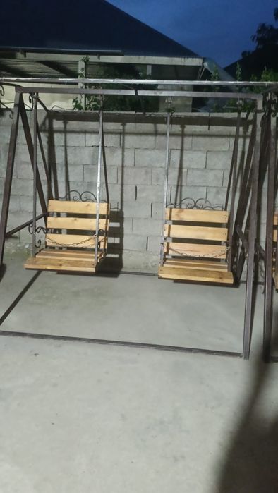 Качели на продажу