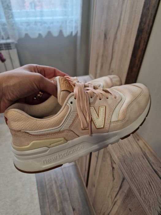 Дамски маратонки New Balance