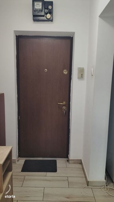 Garsoniera decomandata spatioasa cu balcon in Tineretului