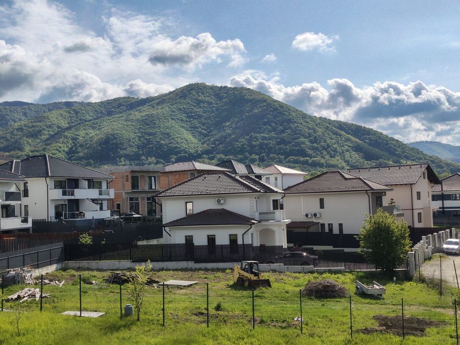 Teren Intravilan 720 mp – Cisnadie-utilitati la poarta