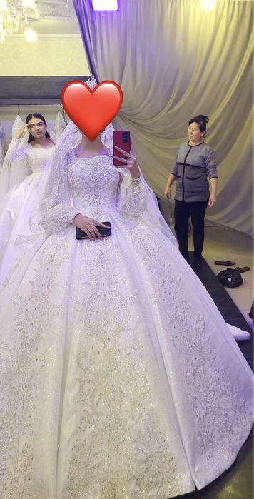 Продам свадебные платья б/у