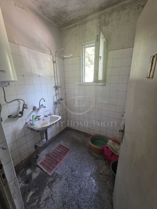 Продава се Тристаен апартамент в Пловдив, Кючук Париж - 87 кв.м за 1414 €/кв.м - Снимка #7