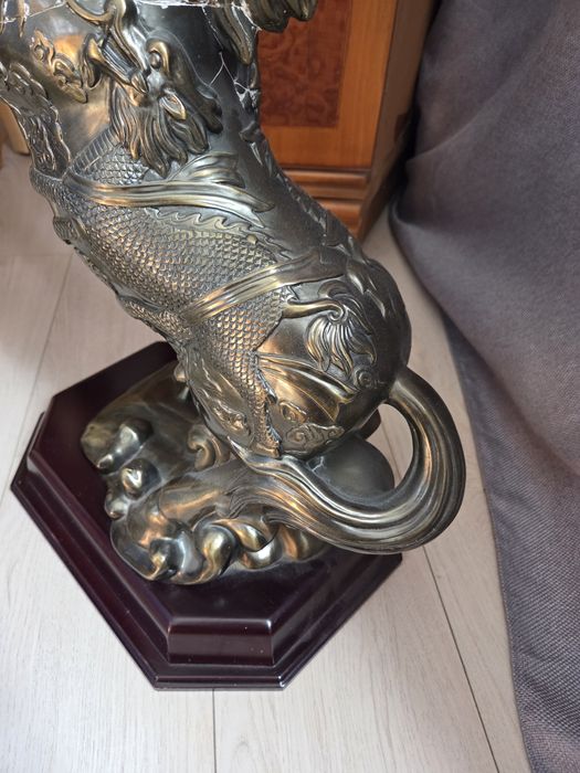 Статуэтка конь высота около 60 см