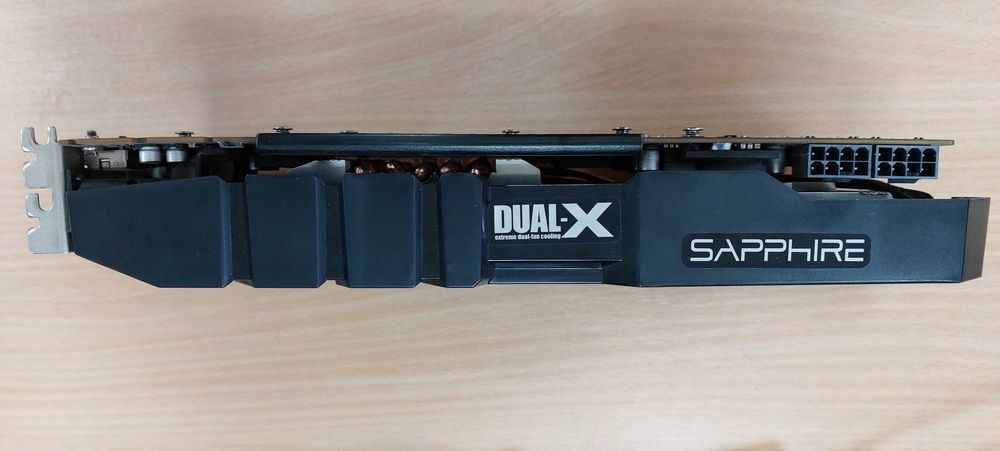 Продавам видео карта SAPPHIRE HD 7970 DUAL-X, 3GB