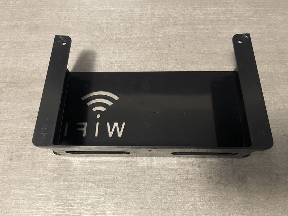 Mască decorativa pentru router