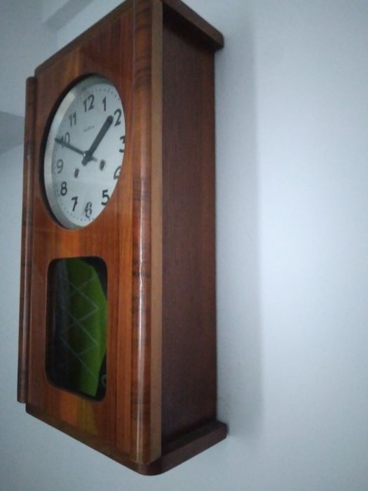De vinzare ceas cu pendul anii 1968 metron Polonia mecanic in stare buna functional