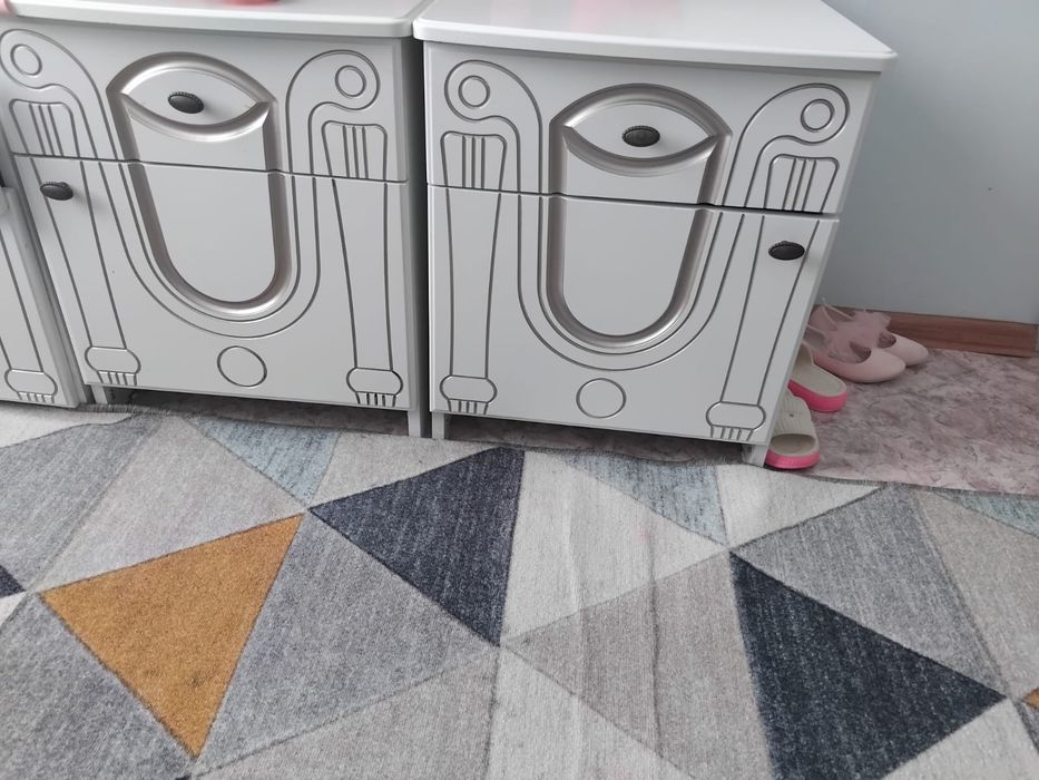 Продам спальный гарнитур