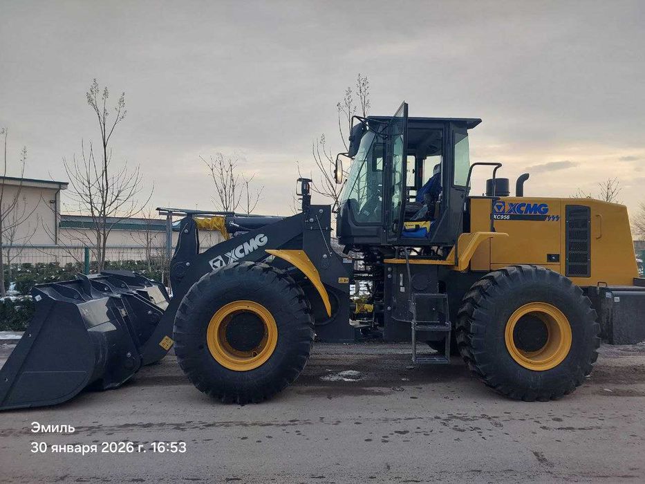 Фронтальный погрузчик XCMG XC956 3 КУБА