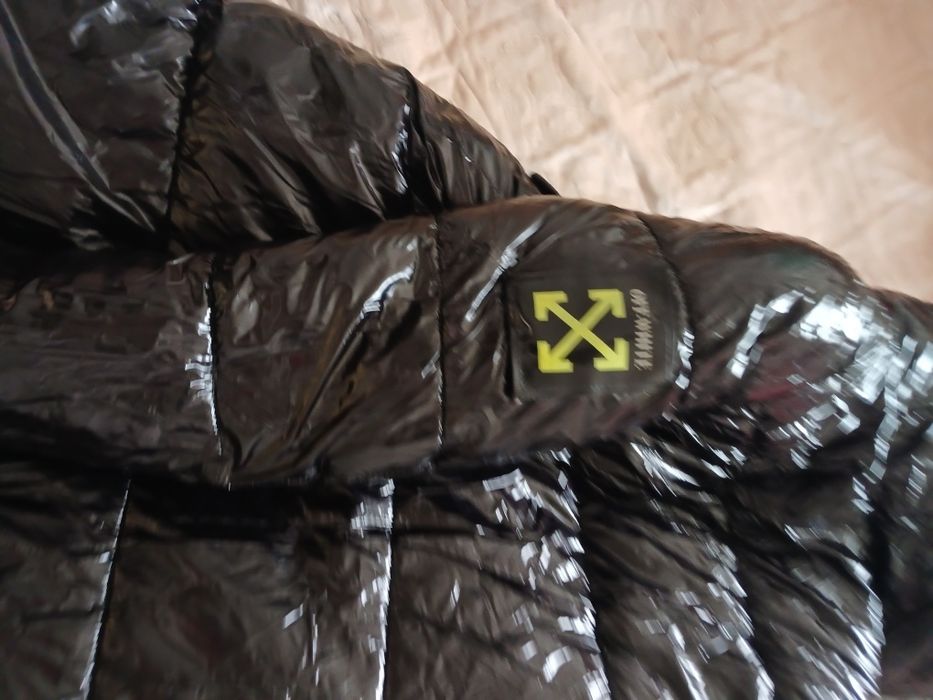 Продаю на девочку куртку