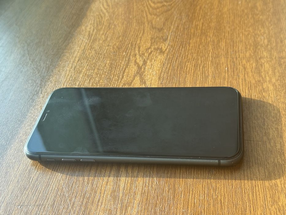 Iphone 11 64gb 70% идеальный 10/10!