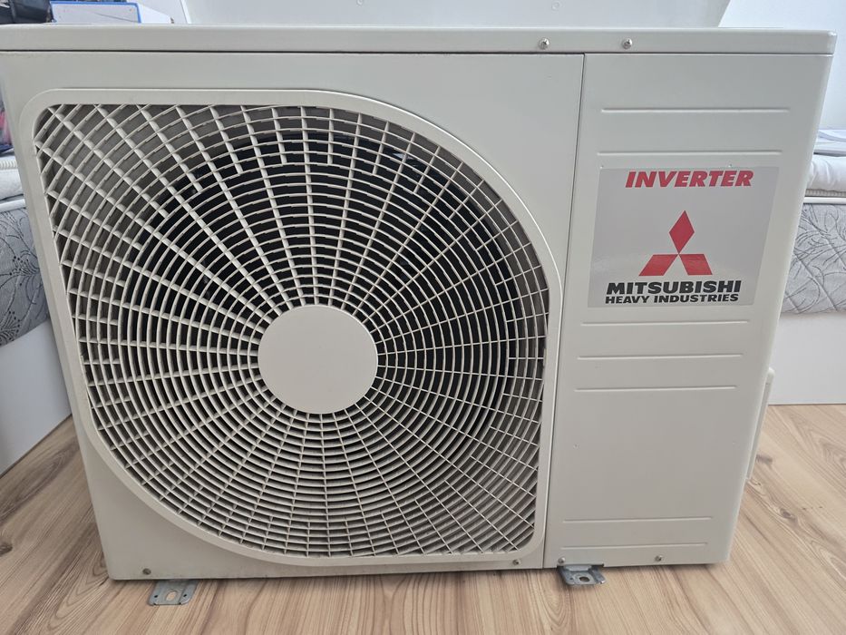Климатик Mitsubishi heavy industries