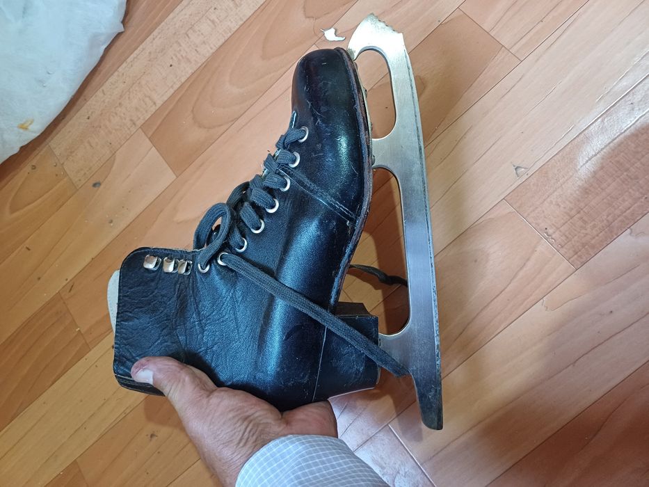 Коньки подросковые сделано в СССР.