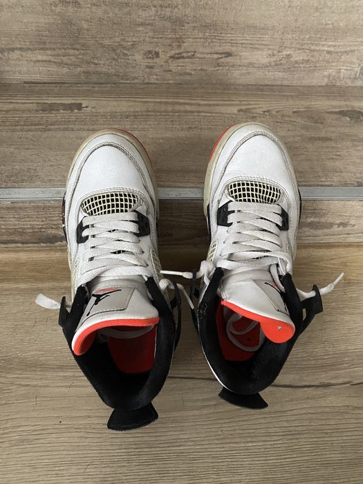 Pantofi sport Jordan 4