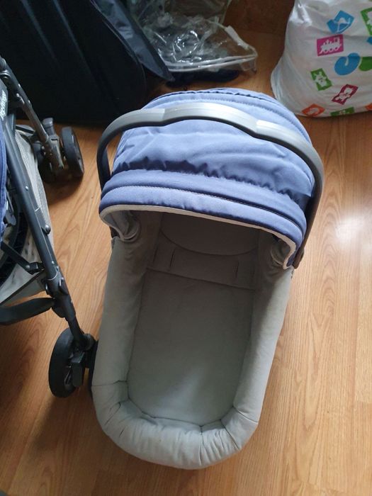 Бебешка количка 3 в 1