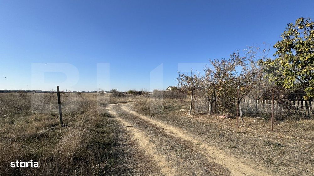 Teren intravilan cu acces la toate utilitatile, 530 mp, zona Metro