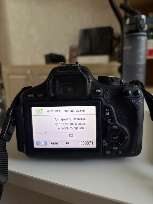 Камера Canon EOS 600D