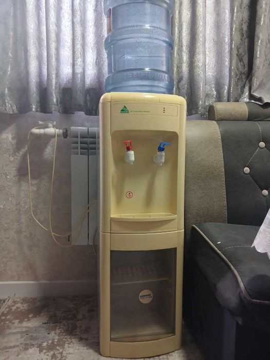 Продам кулер для воды