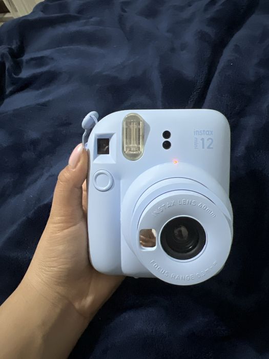 Instax 12 mini фотоопарат