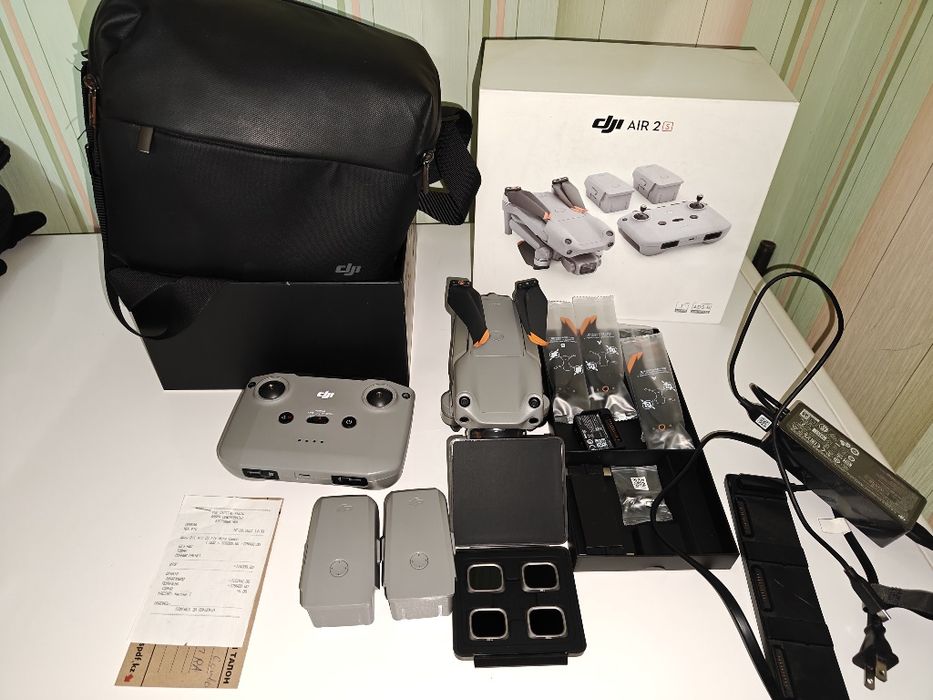 Продам дрон Dji Air 2s more combo