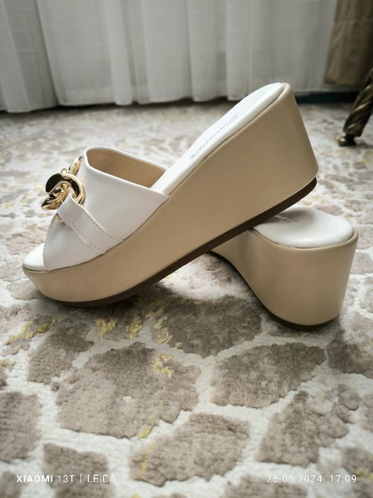 Сабо на платформе, Турция