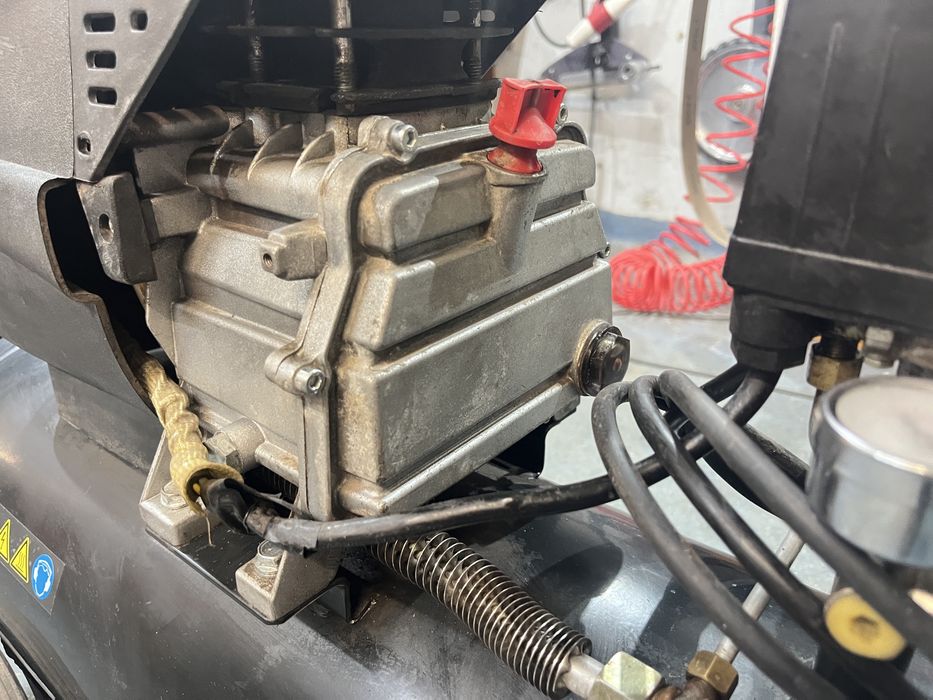 Компресор Einhell Euro 270/50 50л.