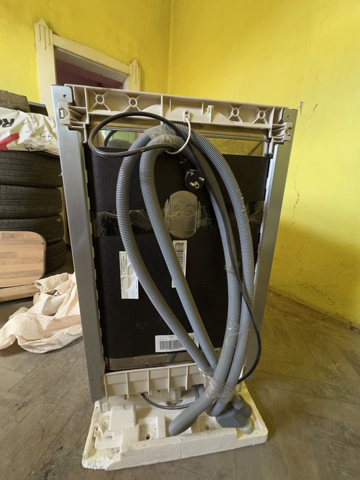 Masina de spalat vase incorporabila Whirpool WSIC 3M17