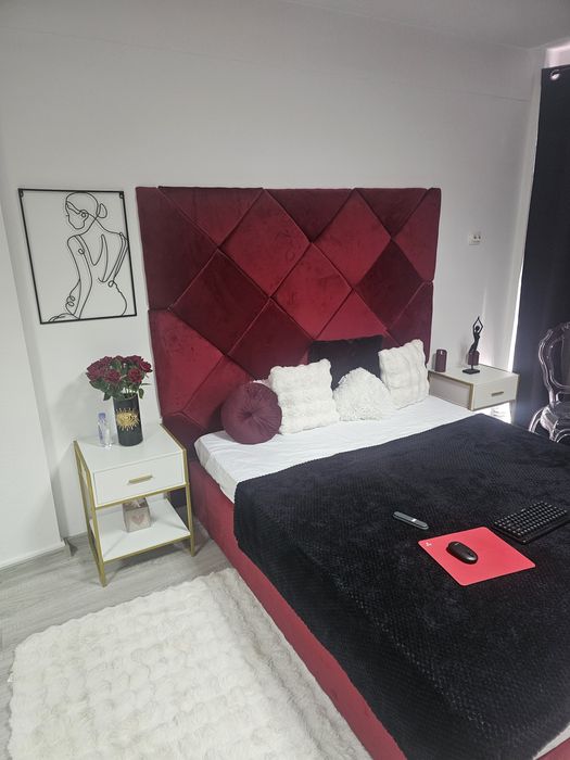 Paturi de vanzare + canapea