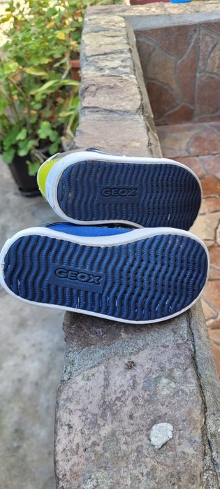 Бебешки сникърси Geox