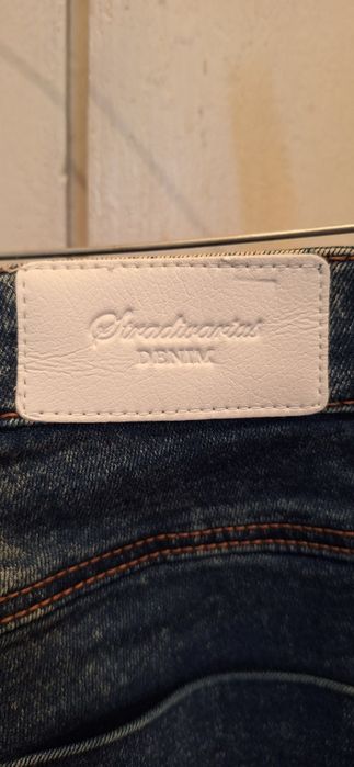 Blugi Skinny Stradivarius Acid Wash Albastru Inchis Masura 34