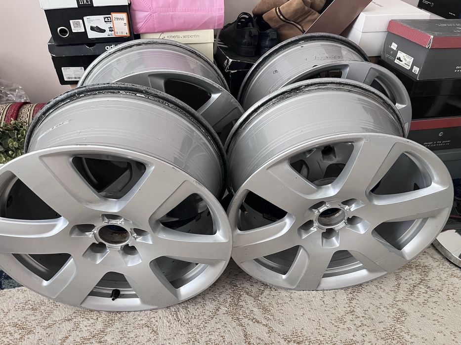 Оригинальные диски для Audi