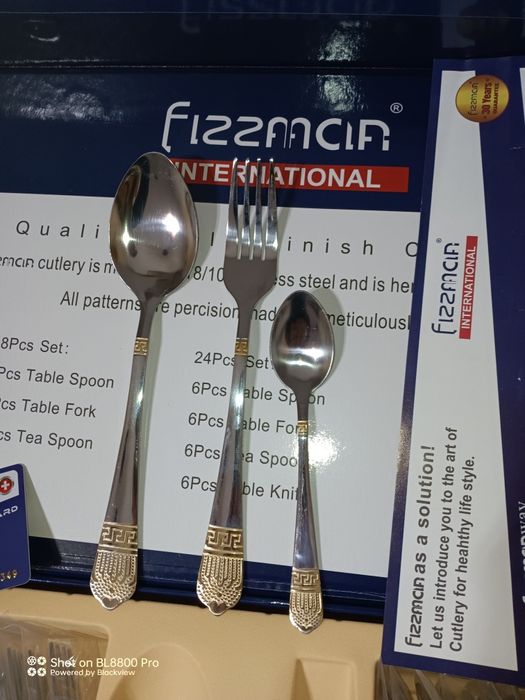 Набор посуды на 6персон.