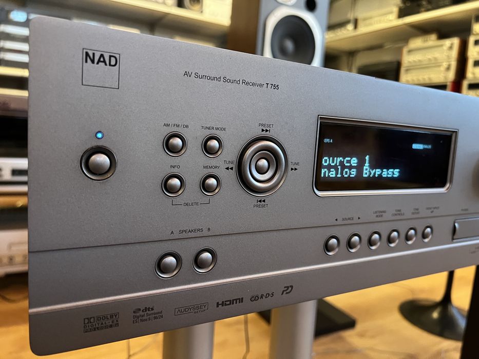Surround Sound Receiver NAD-T755 fabricat în 2008