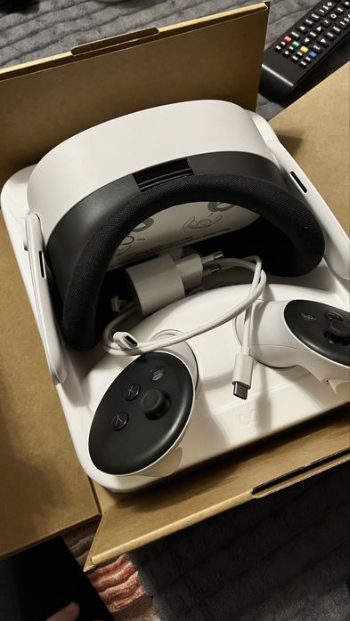 Продам meta quest 3s