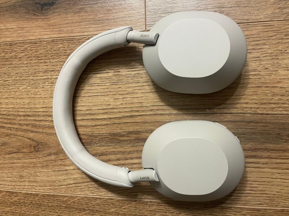 Наушники Sony WH-1000XM5