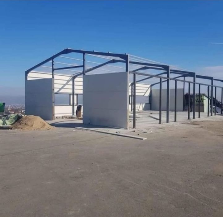 Vând hală  si containere modulare