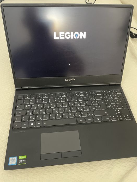 Лаптоп Lenovo Legion Y540-15IRH-PG0