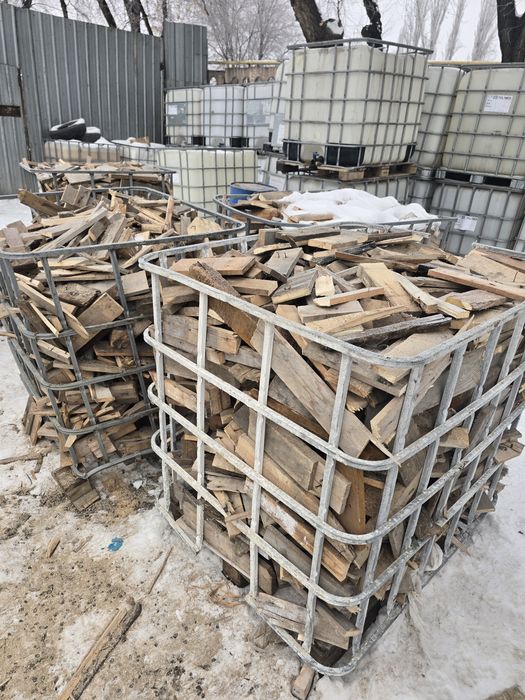 Продам дрова в обрешотке , распилены ,  для бани, розжиг, костёр