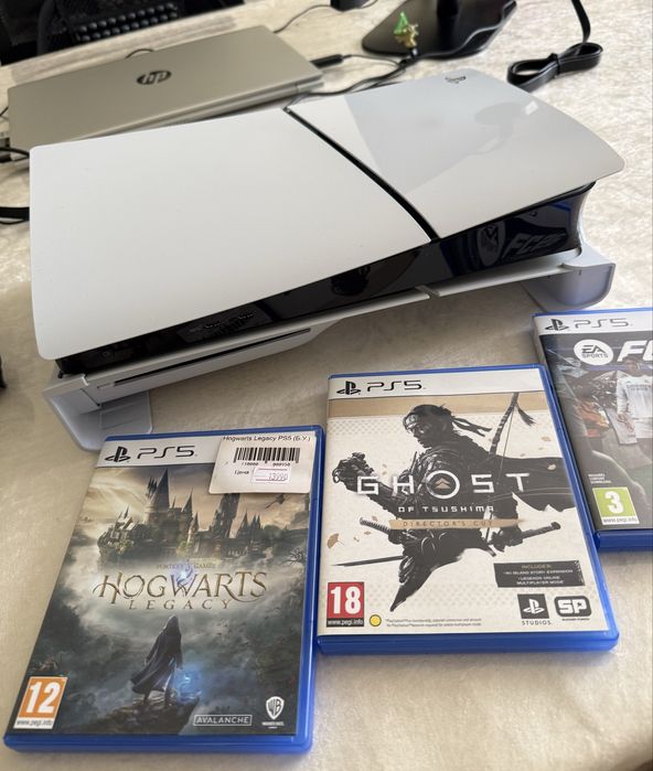 PlayStation 5 slim 1 Тб с 3-мя дисками