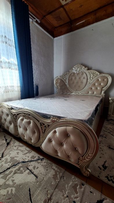 Спалний гарнитур