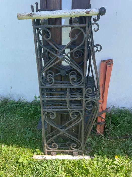 Imprejmuire loc de veci