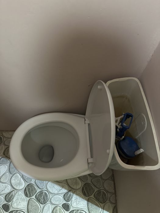 Продается унитаз бу