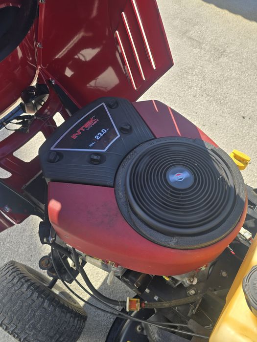 Tractor de gazon Snapper 23 cp