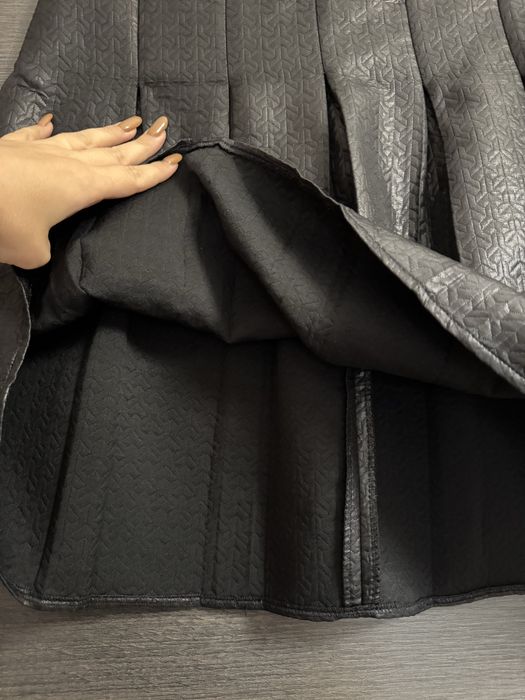 Fusta de dama eleganta