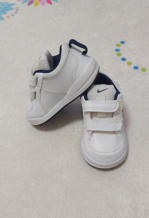Papucei Nike bebeluși