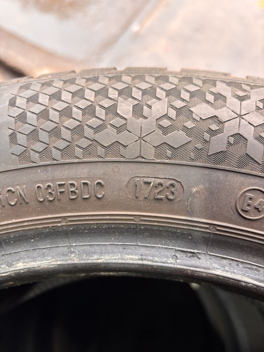215/55/17 Continental 4 бр