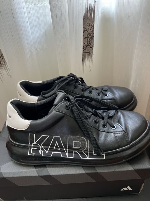 Karl Lagerfeld.