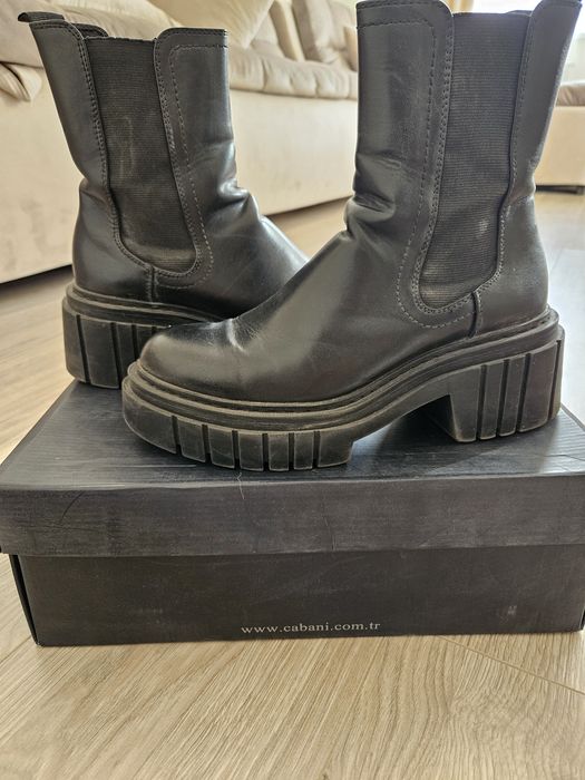 Ботинки и красовки